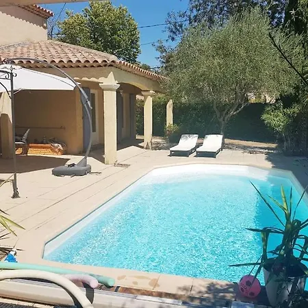Sublime De Au Calme !! فيلة